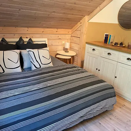 Vakantiehuis Blockhaus Seeadler- Dein Rueckzugsort Zwischen Boddenstille Und Meeresrauschen Dranske